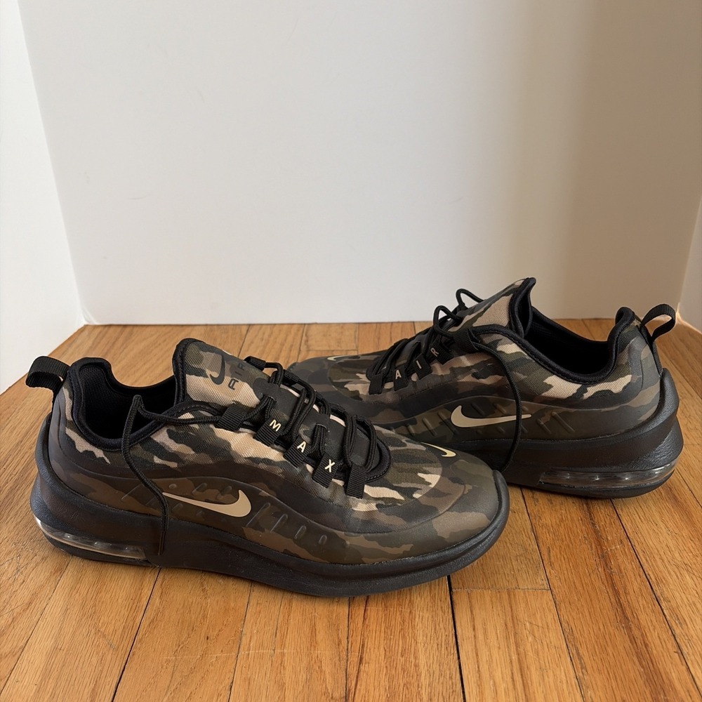 Size 8 Nike Air Max Axis Camo Sneakers AA2148-002